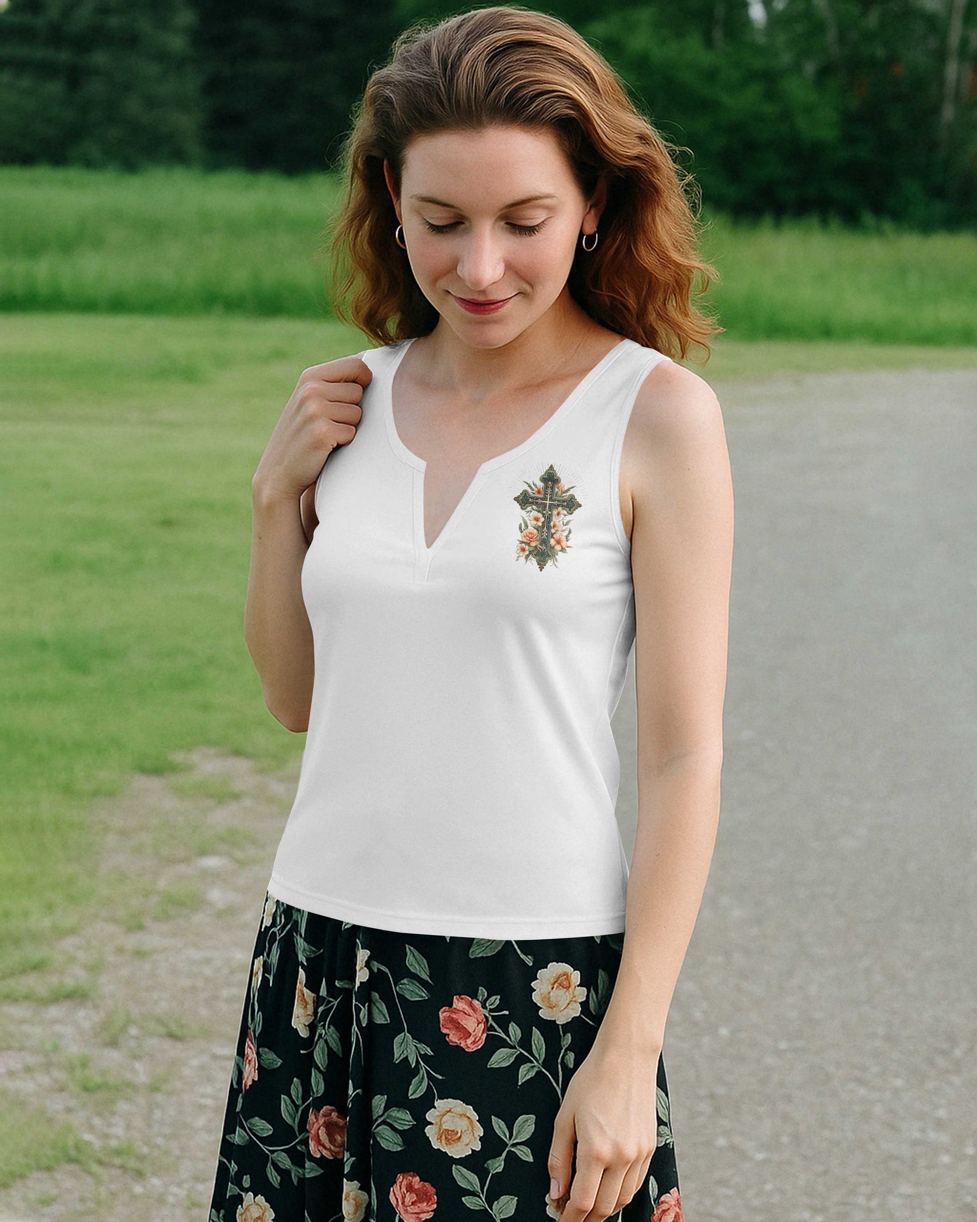 A Praying Mom is a Powerful Force V-neck Tank Top